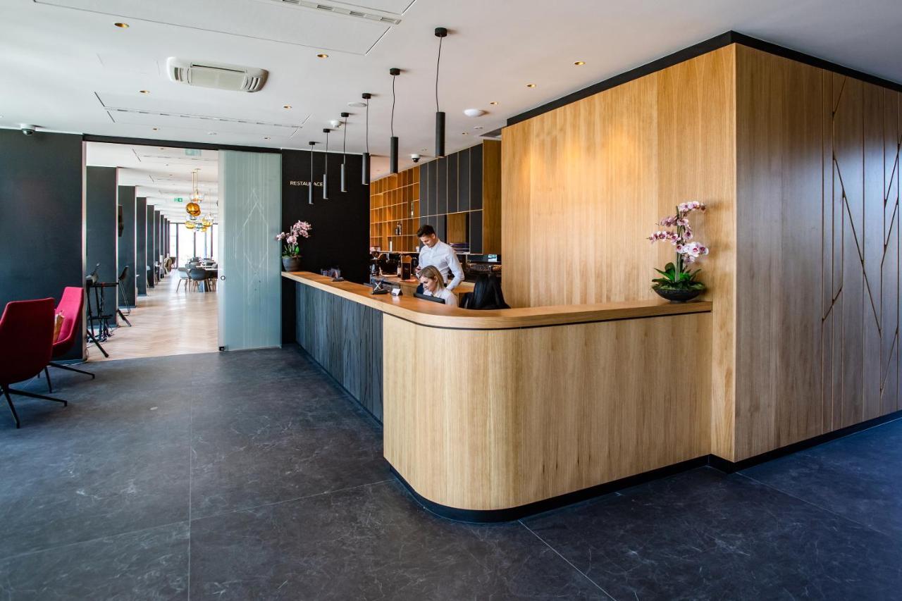 Ea Congress Hotel Aldis Hradec Králové Екстериор снимка