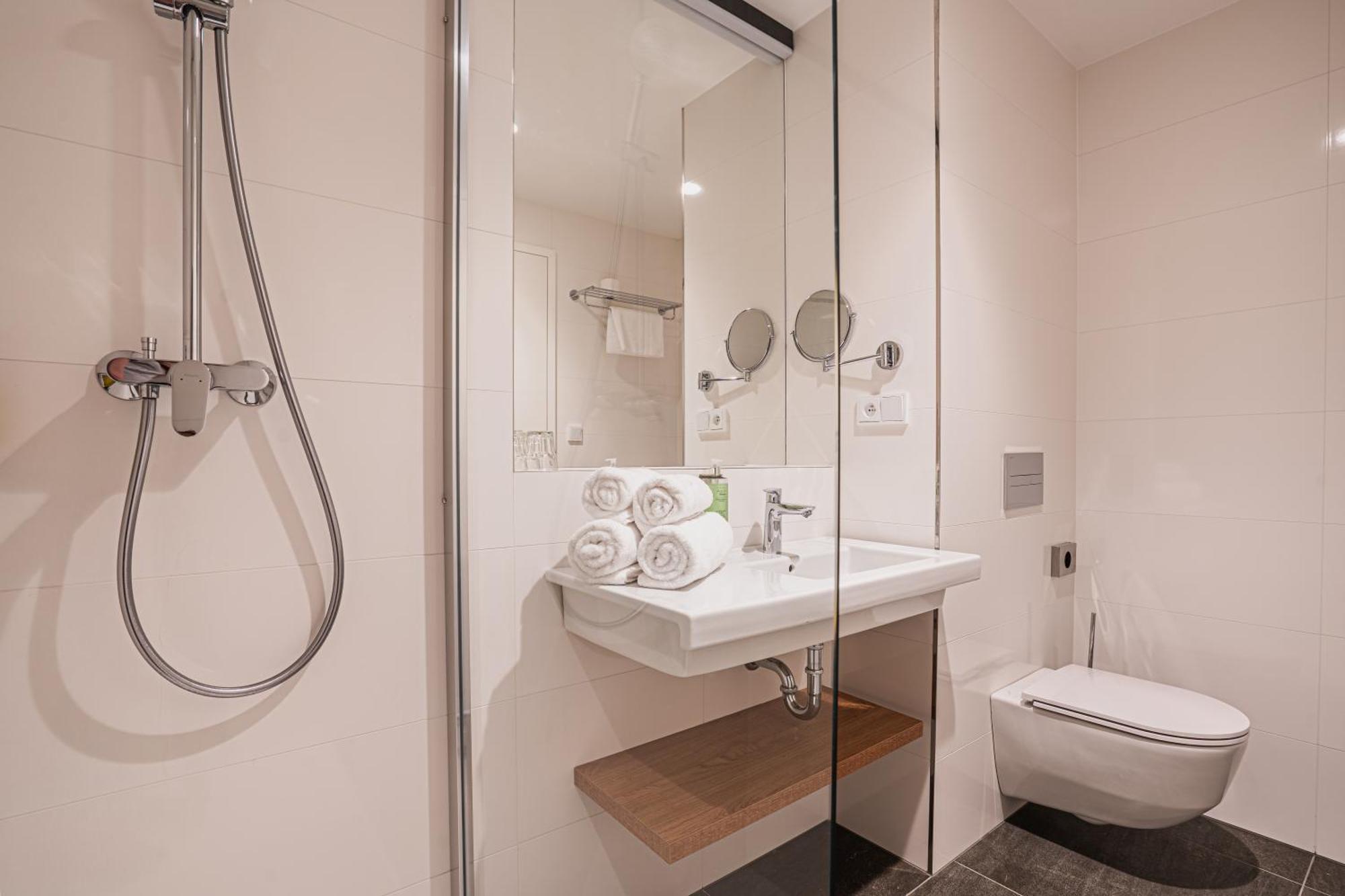 Ea Congress Hotel Aldis Hradec Králové Стая снимка