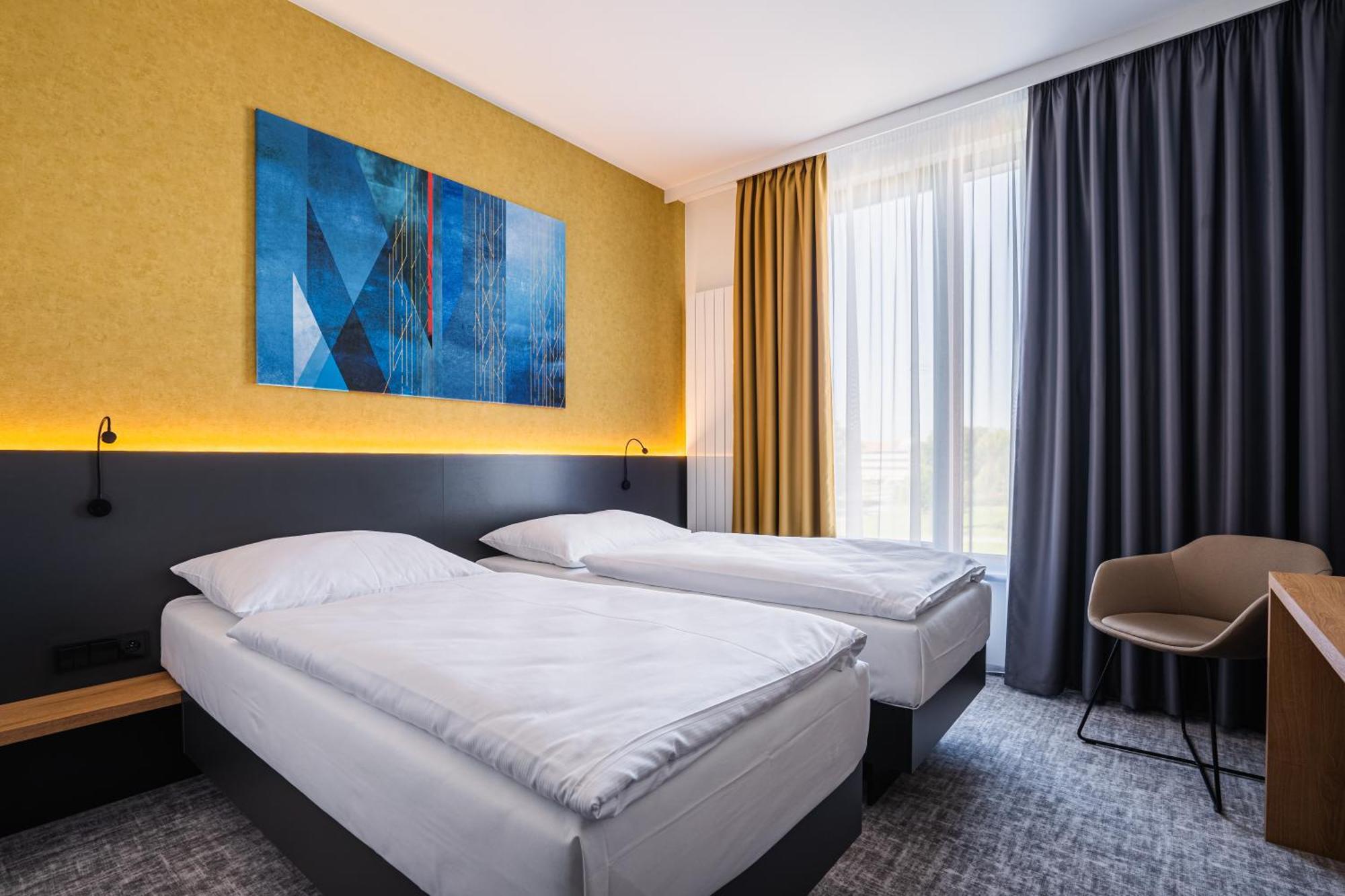 Ea Congress Hotel Aldis Hradec Králové Стая снимка